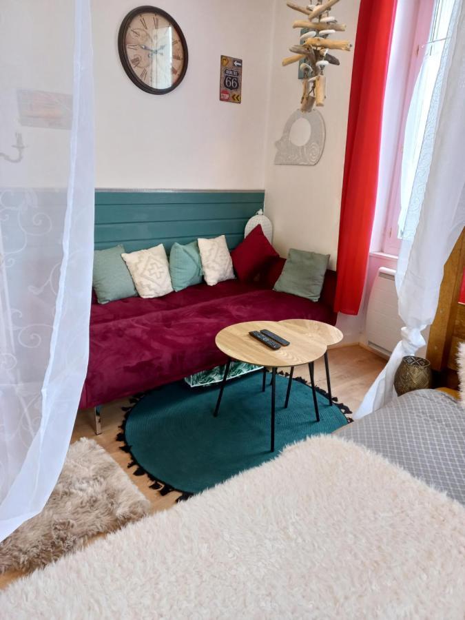 Studio Du Voyage Gare D Auray Brech Esterno foto